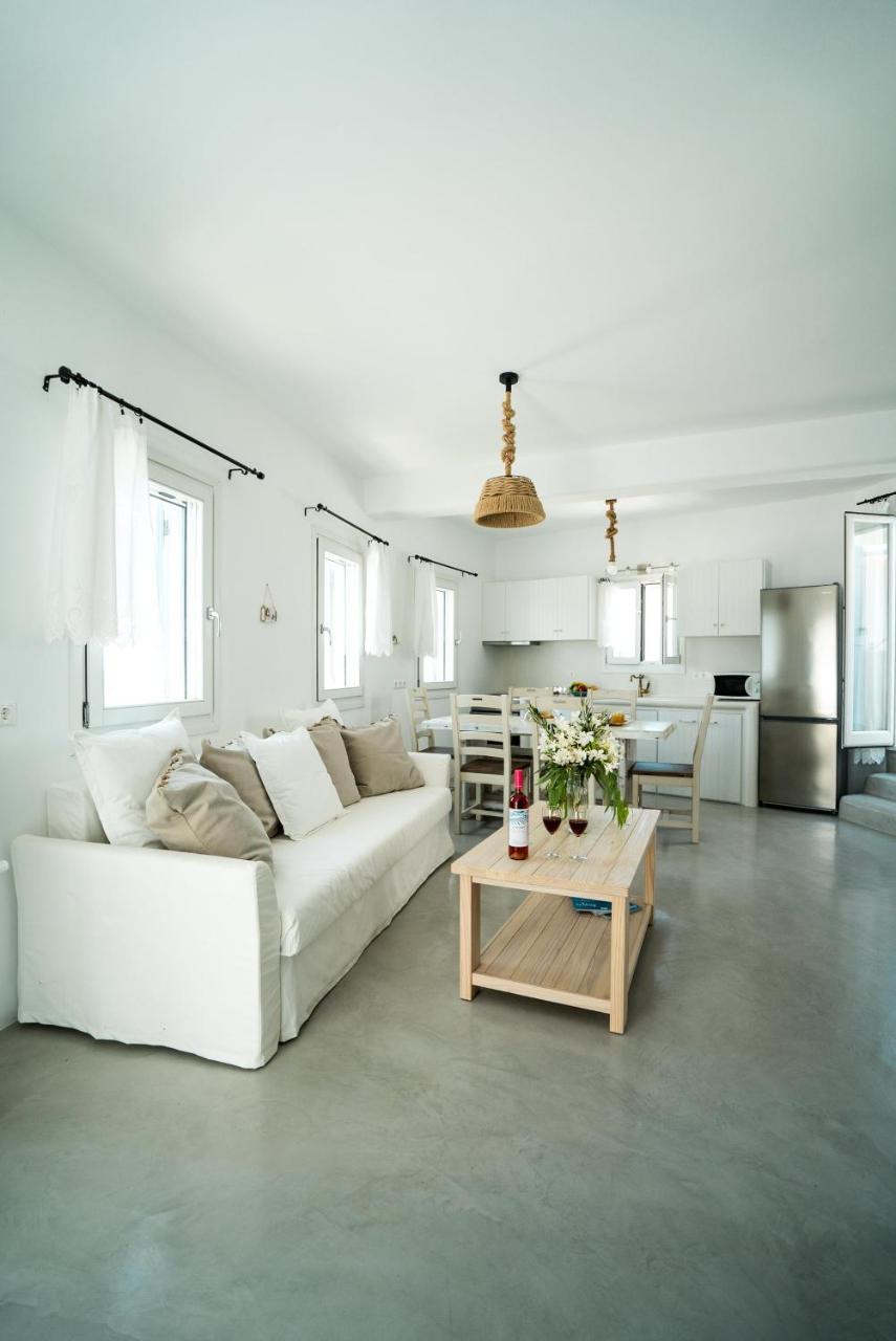 Plori Studios And Apartments Aegiali Eksteriør bilde